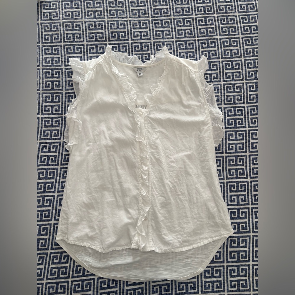 Crown & Ivy White Ruffle Blouse size xs
